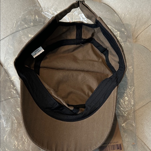 Brown Rhinestone Floral Cap - Picture 6 of 7